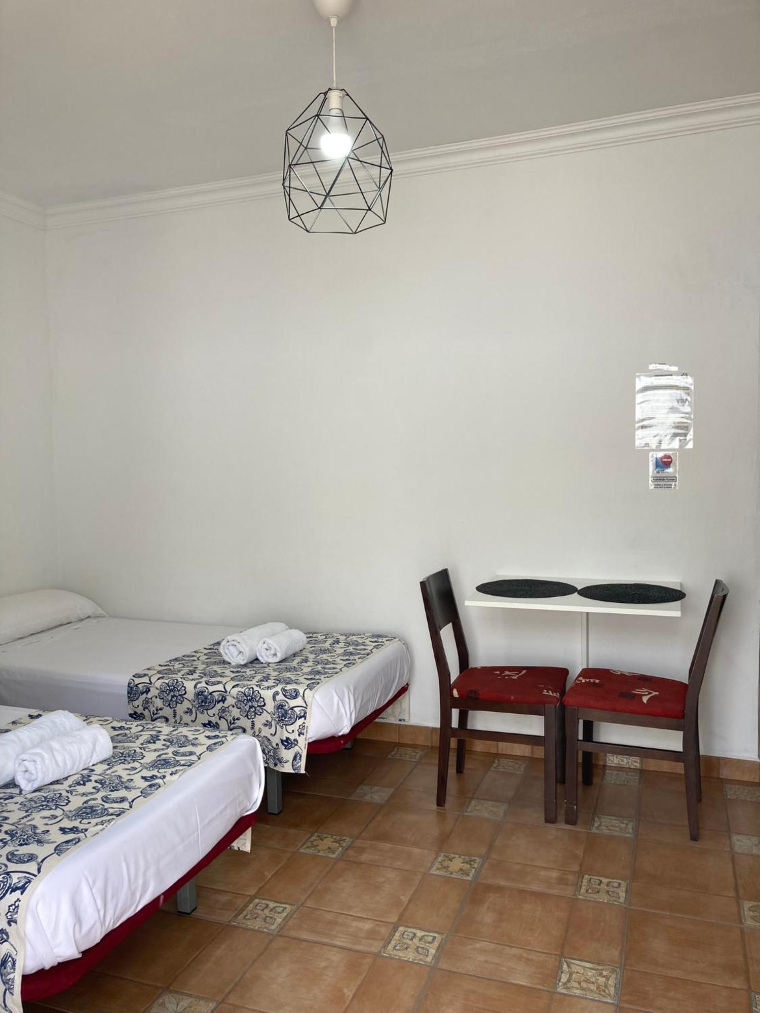 Apartamentos Y Habitaciones Villa Marina La Caleta  Exteriör bild