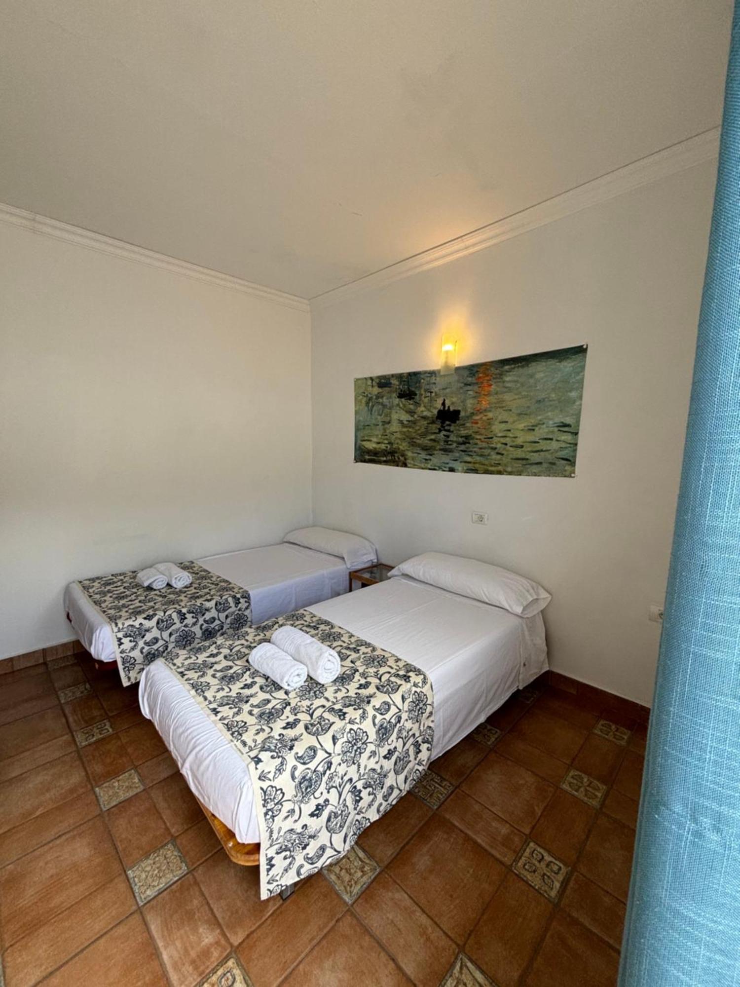 Apartamentos Y Habitaciones Villa Marina La Caleta  Exteriör bild