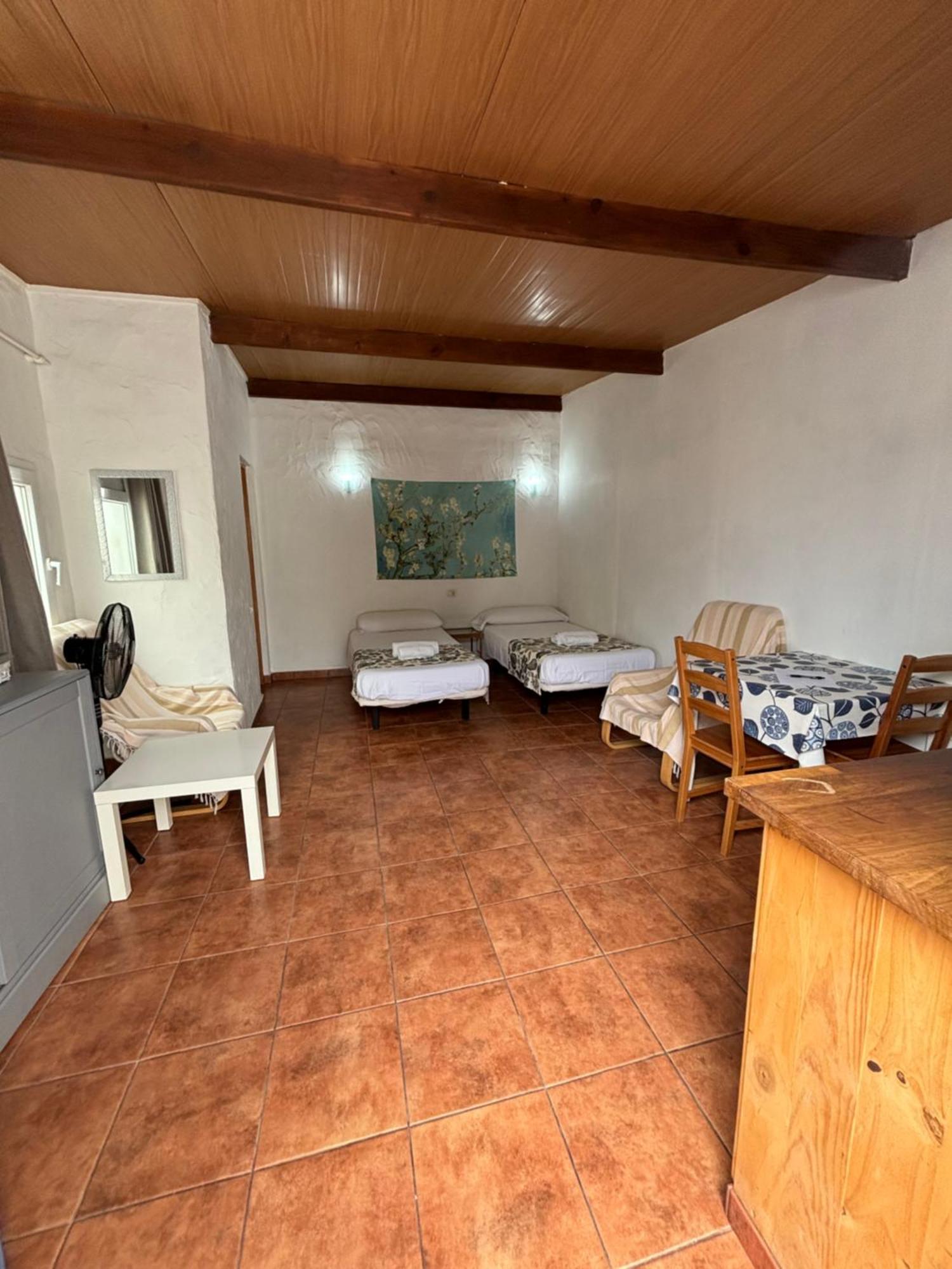 Apartamentos Y Habitaciones Villa Marina La Caleta  Exteriör bild